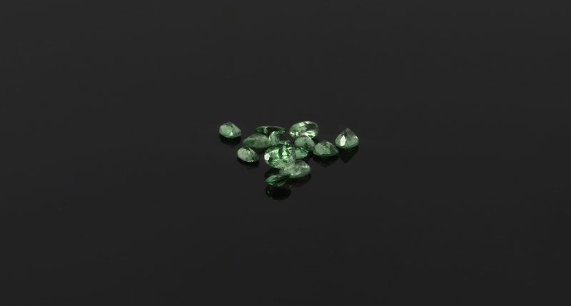 rost_single_tsavorite_002