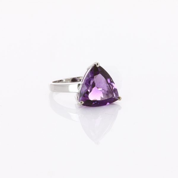 Bague amethyste triangular